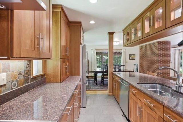 297 Reedy Meadow Rd, Groton, MA 01450