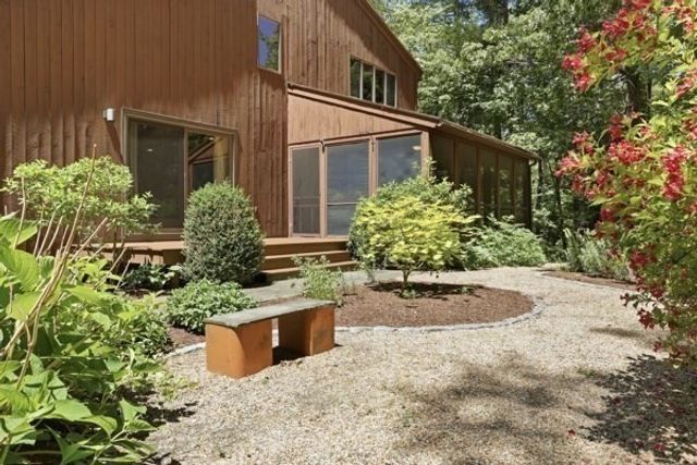 297 Reedy Meadow Rd, Groton, MA 01450