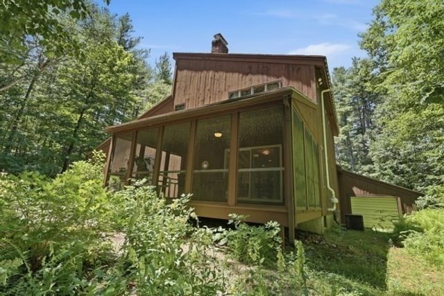 297 Reedy Meadow Rd, Groton, MA 01450