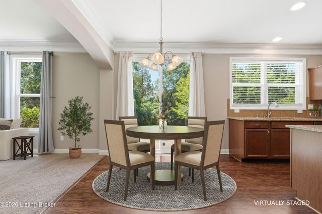 12506 Deer Lake Ln, Louisville, KY 40299
