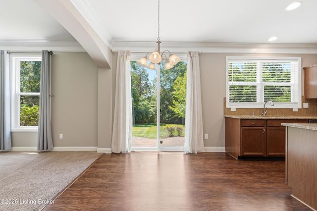 12506 Deer Lake Ln, Louisville, KY 40299