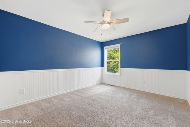 12506 Deer Lake Ln, Louisville, KY 40299