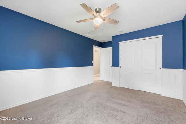 12506 Deer Lake Ln, Louisville, KY 40299