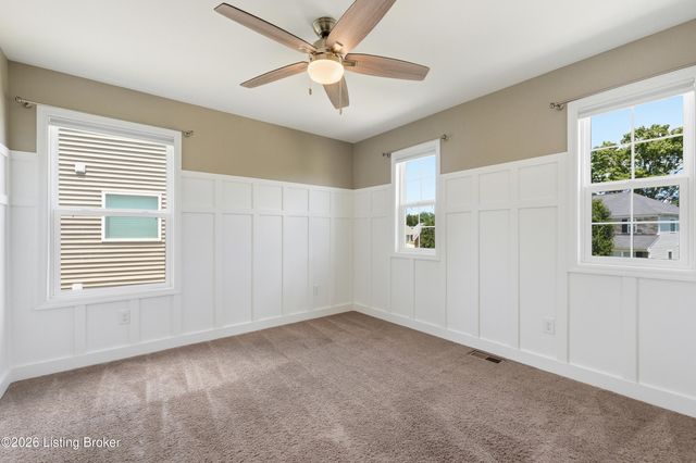 12506 Deer Lake Ln, Louisville, KY 40299