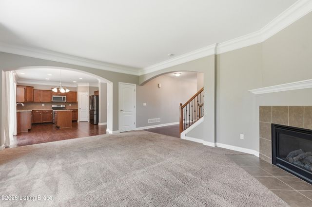 12506 Deer Lake Ln, Louisville, KY 40299