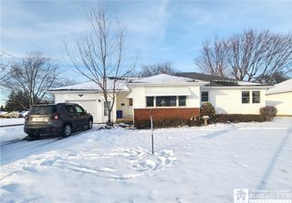 2 Leon Place, Pomfret, NY 14063