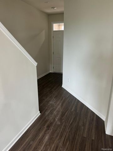 732 ADDISON Circle, Commerce Charter Township, MI 48390