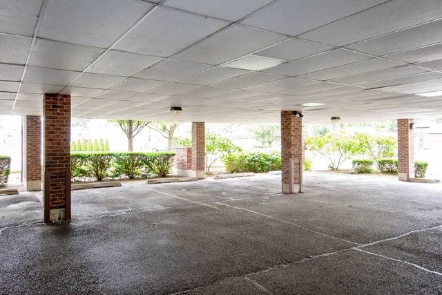 6565 Main Street 204, Downers Grove, IL 60516