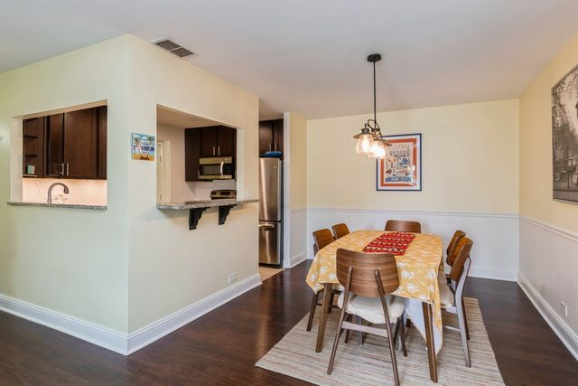 6565 Main Street 204, Downers Grove, IL 60516