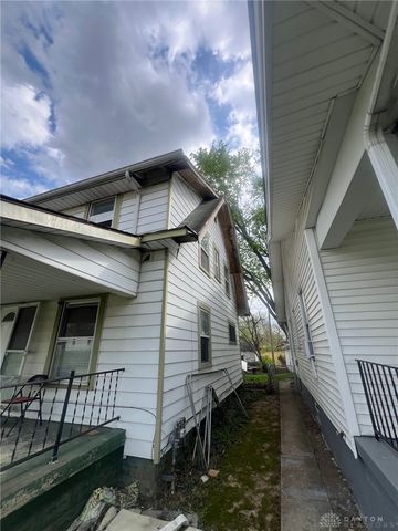 2324 Oakridge Drive, Dayton, OH 45417