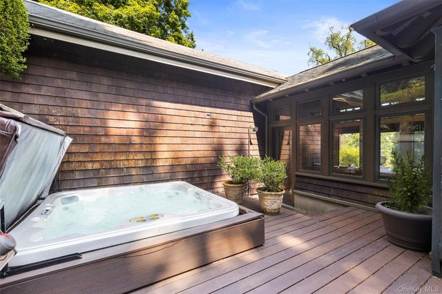 924 Route 9W S, Nyack, NY 10960