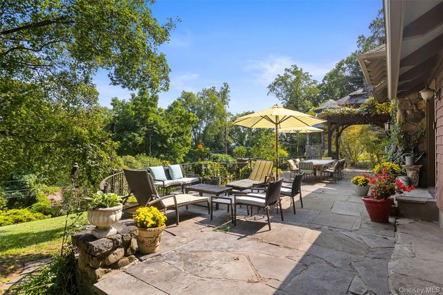 924 Route 9W S, Nyack, NY 10960
