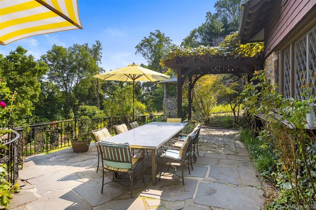 924 Route 9W S, Nyack, NY 10960