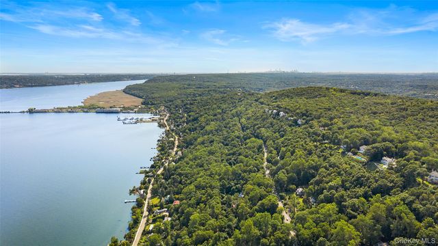 924 Route 9W S, Nyack, NY 10960