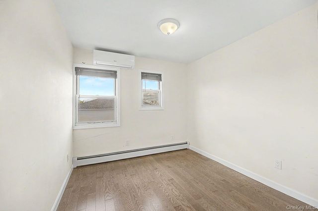 15001 Reeves Avenue, Flushing, NY 11367