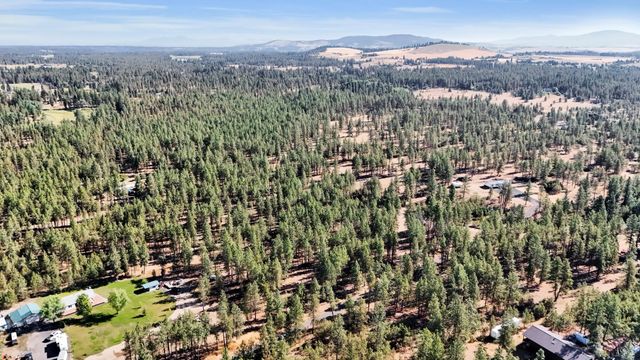 16619 S Sherman Rd, Cheney, WA 99004