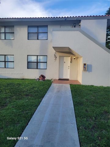 14831 SW 80th St 102-4, Miami, FL 33193