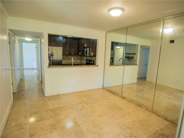 14831 SW 80th St 102-4, Miami, FL 33193