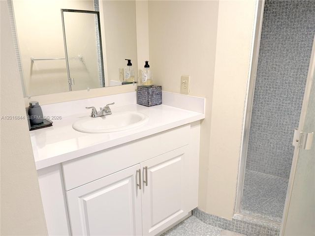 1301 NE Miami Gardens Dr 626W, Miami, FL 33179
