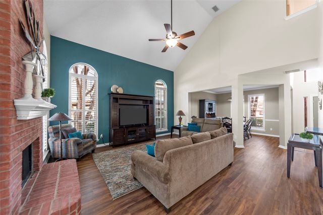 807 Rockcrossing Lane, Allen, TX 75002