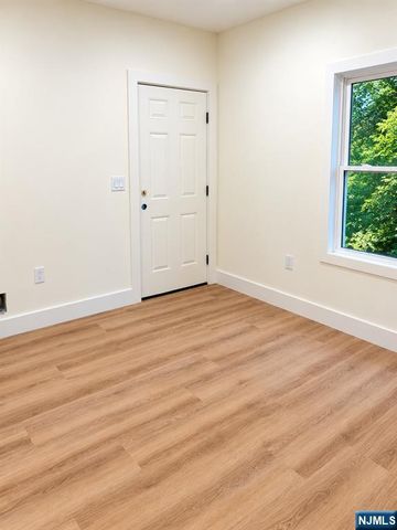 307 Ann Street, Harrison, NJ 07029