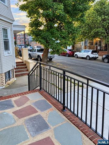 307 Ann Street, Harrison, NJ 07029