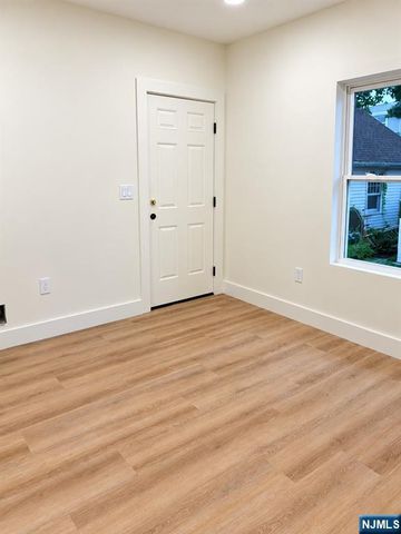 307 Ann Street, Harrison, NJ 07029