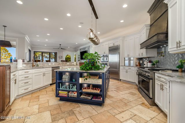 1402 WILKIES POINT Road, Green Cove Springs, FL 32043