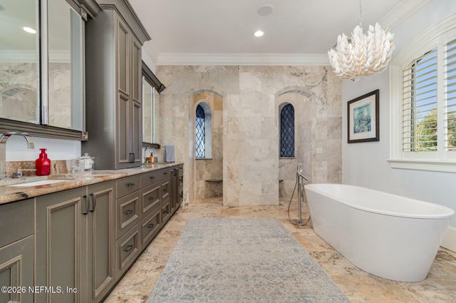 1402 WILKIES POINT Road, Green Cove Springs, FL 32043