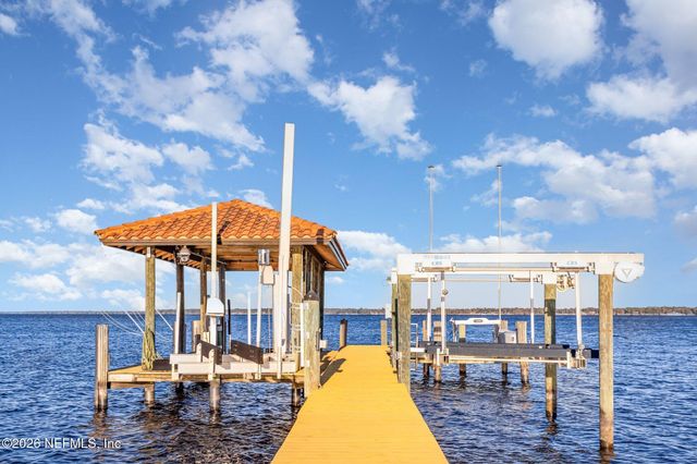 1402 WILKIES POINT Road, Green Cove Springs, FL 32043