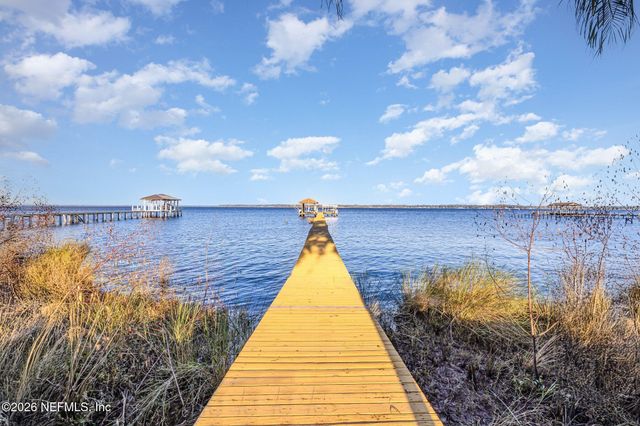 1402 WILKIES POINT Road, Green Cove Springs, FL 32043