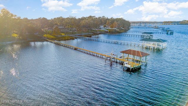 1402 WILKIES POINT Road, Green Cove Springs, FL 32043