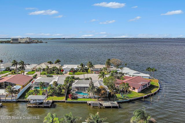 456 Carmine Drive, Cocoa Beach, FL 32931