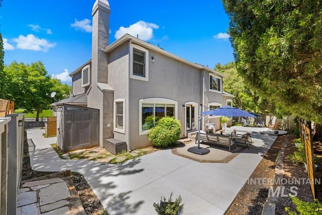 1865 E Sendero Ln, Boise, ID 83712
