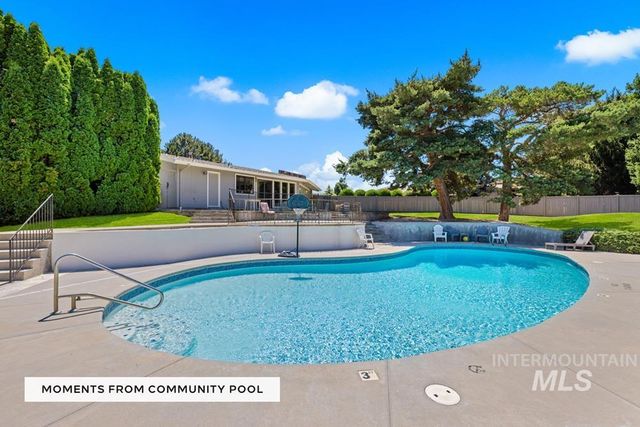 1865 E Sendero Ln, Boise, ID 83712