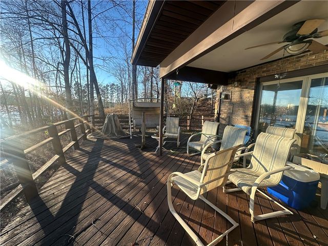 304 Lakeside Drive, Seneca, SC 29672