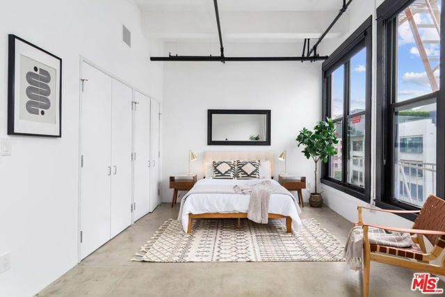 738 S Los Angeles Street 501, Los Angeles, CA 90014
