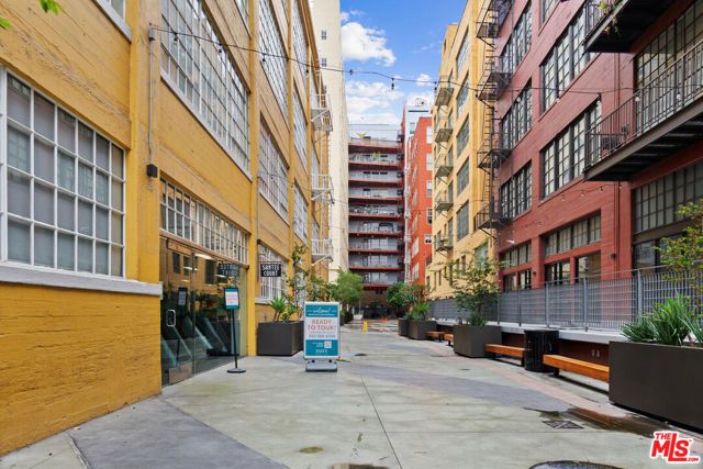 738 S Los Angeles Street 501, Los Angeles, CA 90014