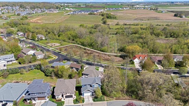6722 Chickahauk Trail, Middleton, WI 53562