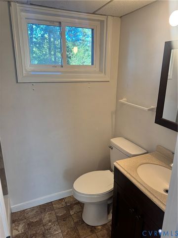 6407 Esskay Rd, North Chesterfield, VA 23234