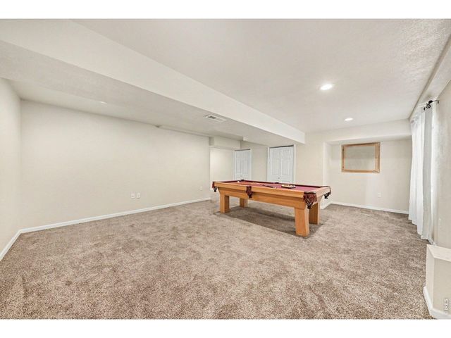 2044 Falcon Ridge Dr, Fort Collins, CO 80528