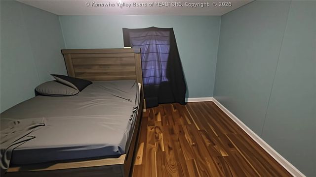 10560 Coal River Road, St Albans, WV 25177