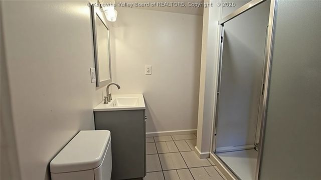 10560 Coal River Road, St Albans, WV 25177
