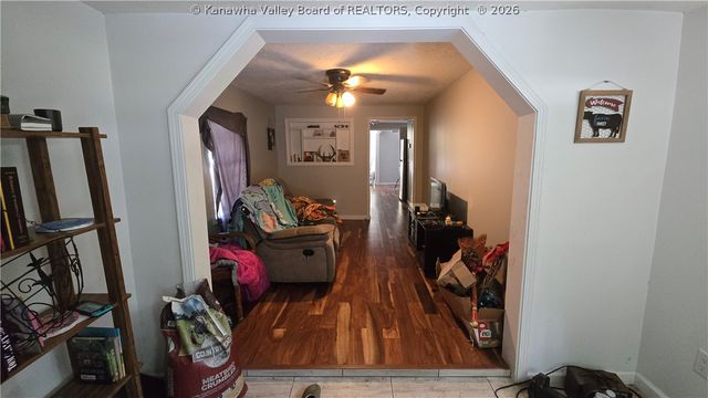 10560 Coal River Road, St Albans, WV 25177