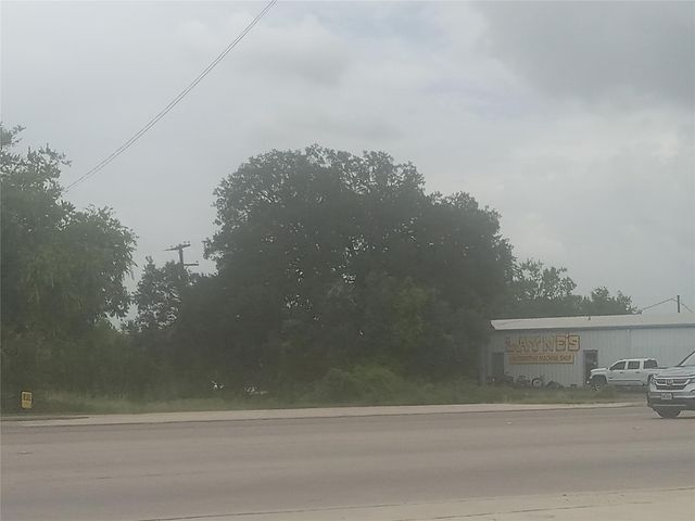 116 E Highway 199, Springtown, TX 76082