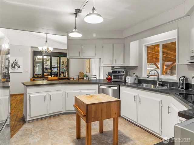 5226 Chelan Lane SE, Lacey, WA 98503