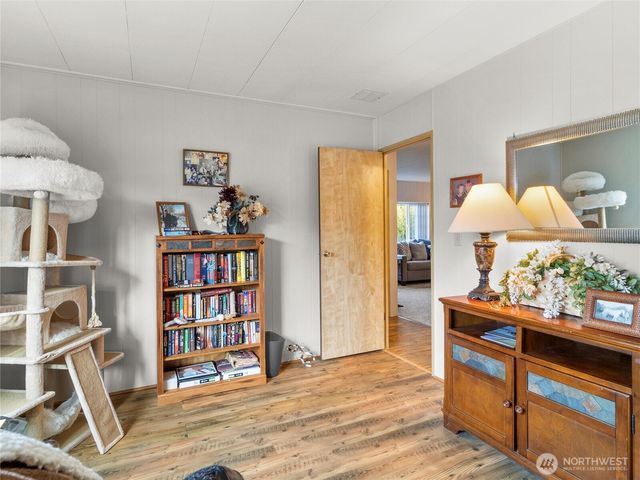 5226 Chelan Lane SE, Lacey, WA 98503