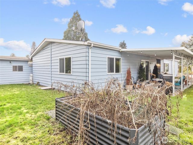 5226 Chelan Lane SE, Lacey, WA 98503