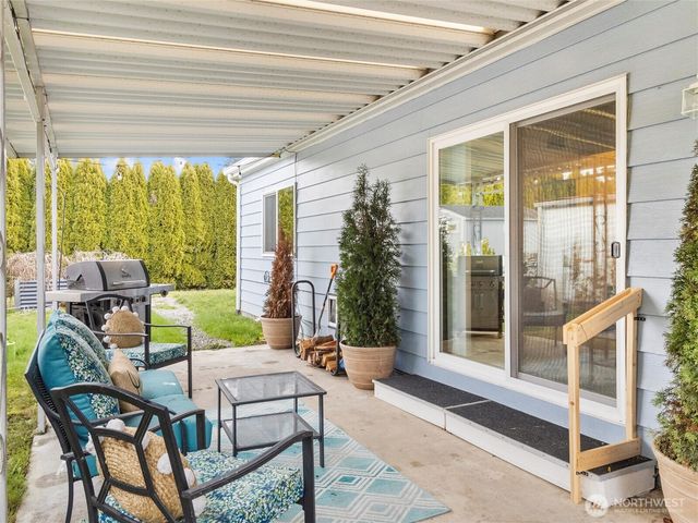 5226 Chelan Lane SE, Lacey, WA 98503