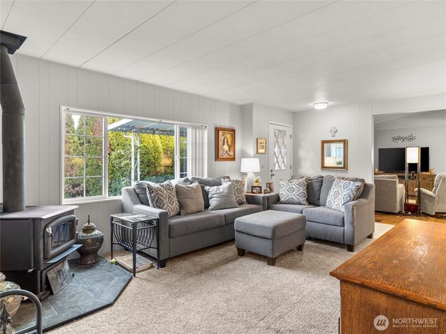 5226 Chelan Lane SE, Lacey, WA 98503